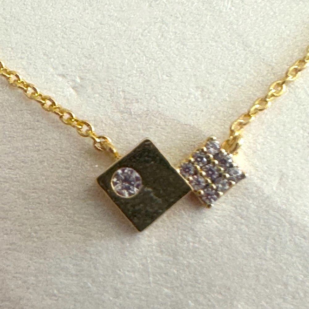 NECKLACE - Gold like Necklace mini with Square Pendant